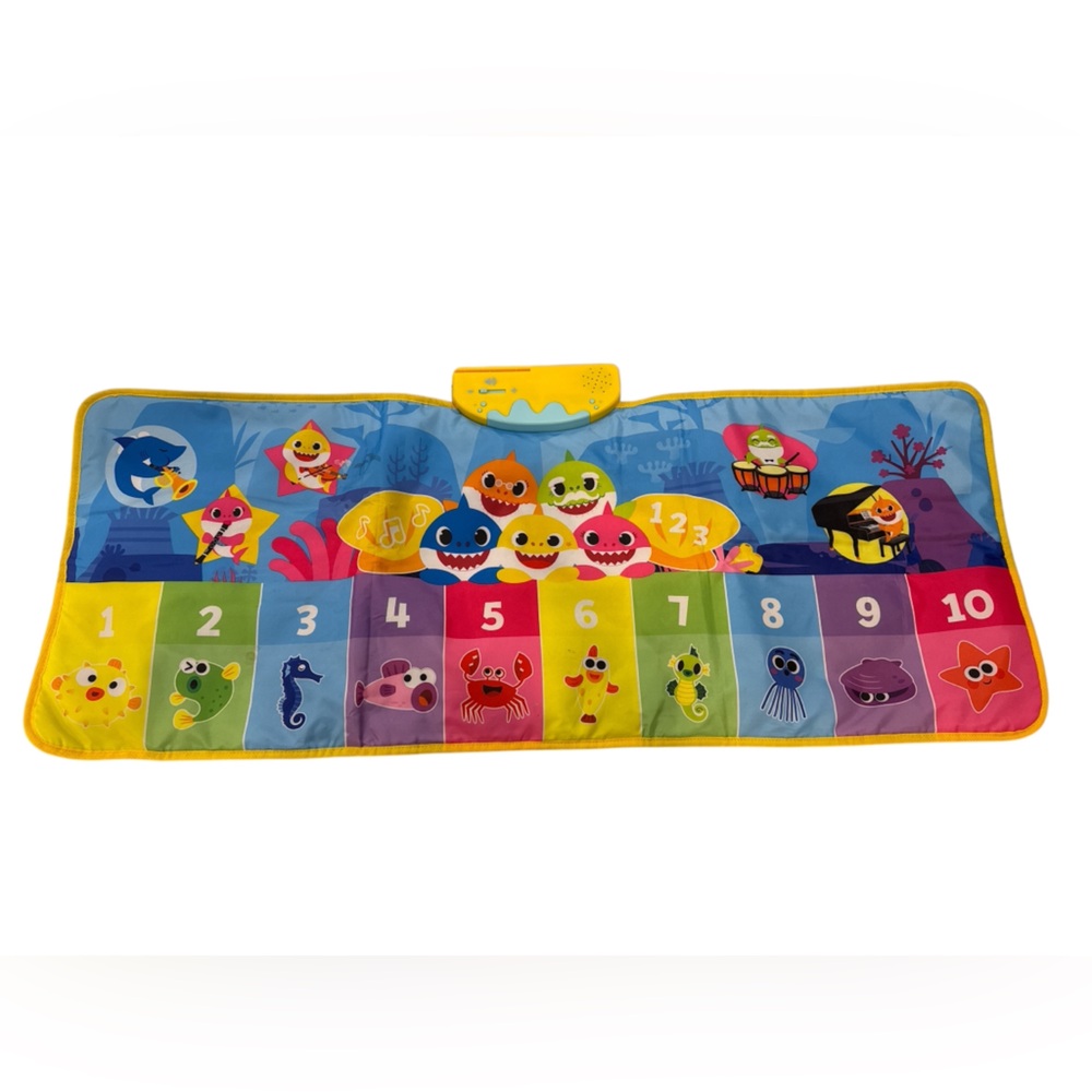 WowWee Baby Shark Official - Step & Sing Piano Dance Floor Mat EUC